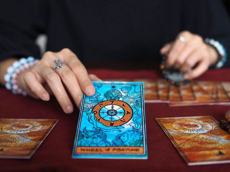 Tarot And Psychic Readings